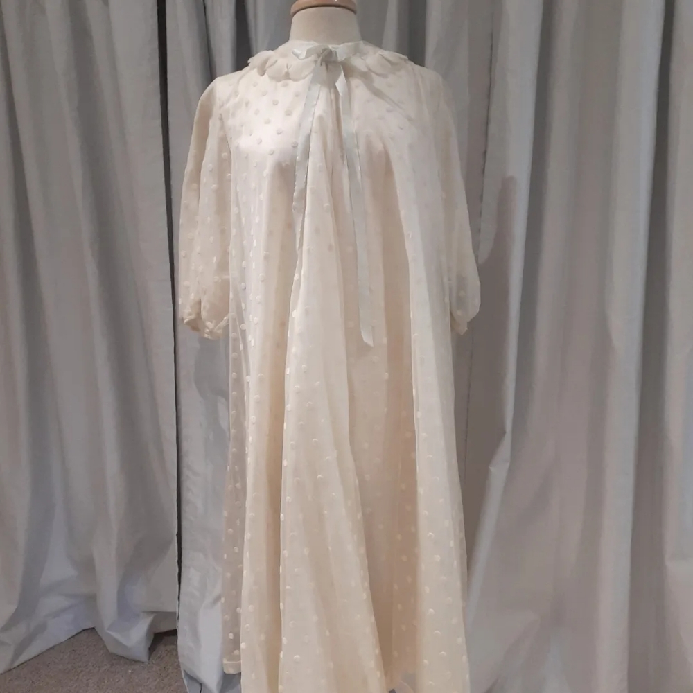 1960's Robe